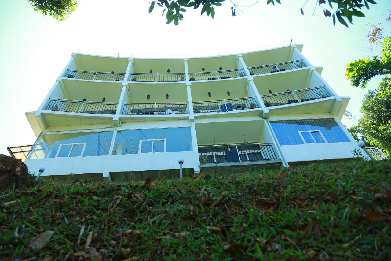Palmtree Leaf, Munnar Hotel Exterior photo